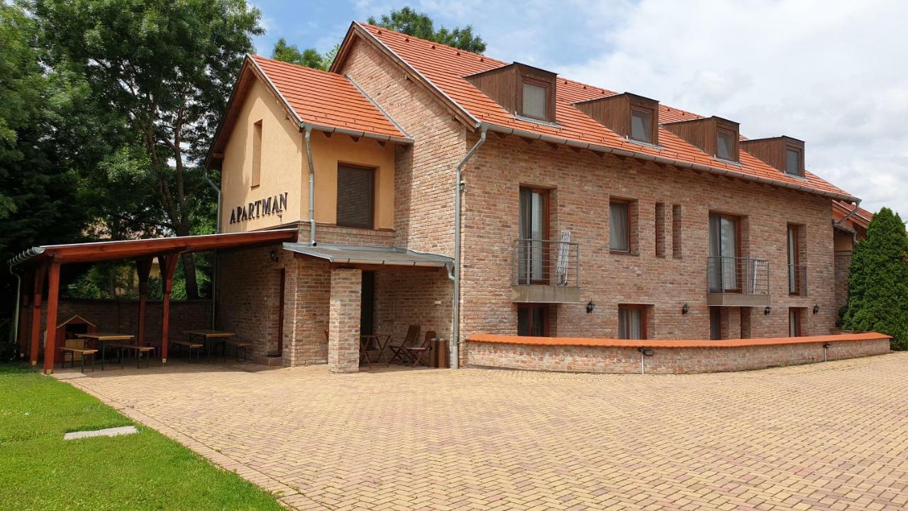 Gyulai-fürdő-apartman II. Exterior foto