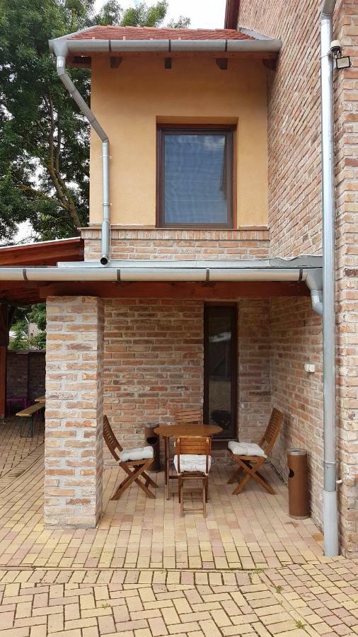 Gyulai-fürdő-apartman II. Exterior foto